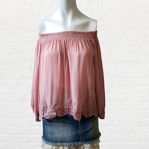 LUSH NWOT blush off shoulder lace long sleeve crop blouse large